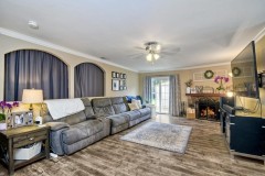 b545798c-e770-4607-9427-d1e893da331f